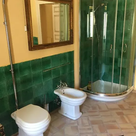 Palazzo Cutrufelli Apartment *