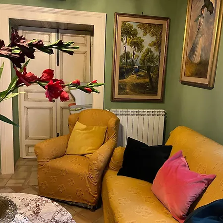Palazzo Cutrufelli Apartment Graniti